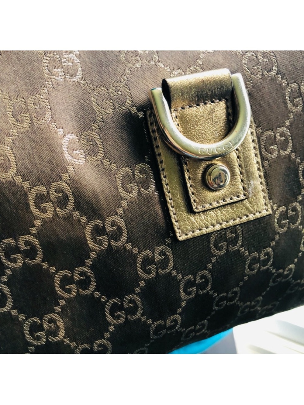 Gucci Brown GG Canvas Shoulder Bag with Gold-Tone Hardware - Picture 6 of 11